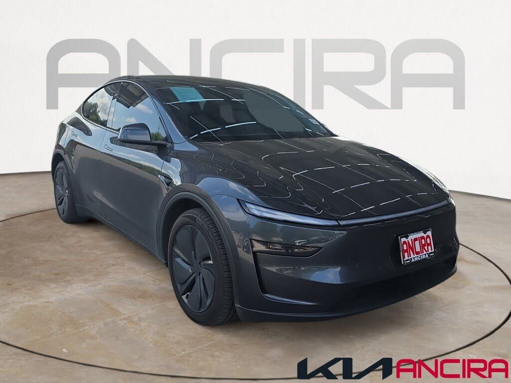 2026 TESLA Model Y
