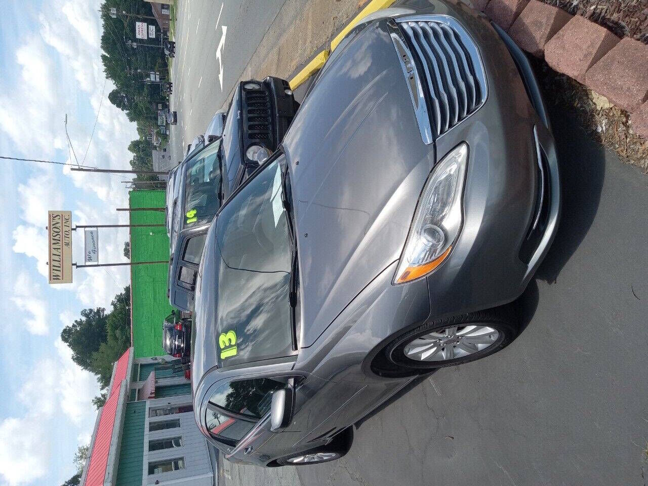 2013 CHRYSLER 200