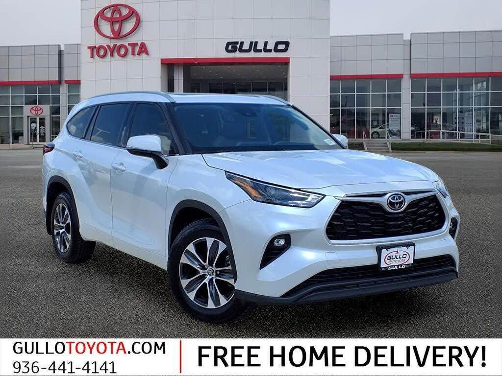 2022 TOYOTA Highlander