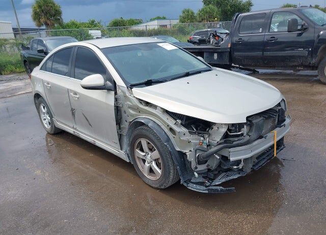 2011 CHEVROLET Cruze