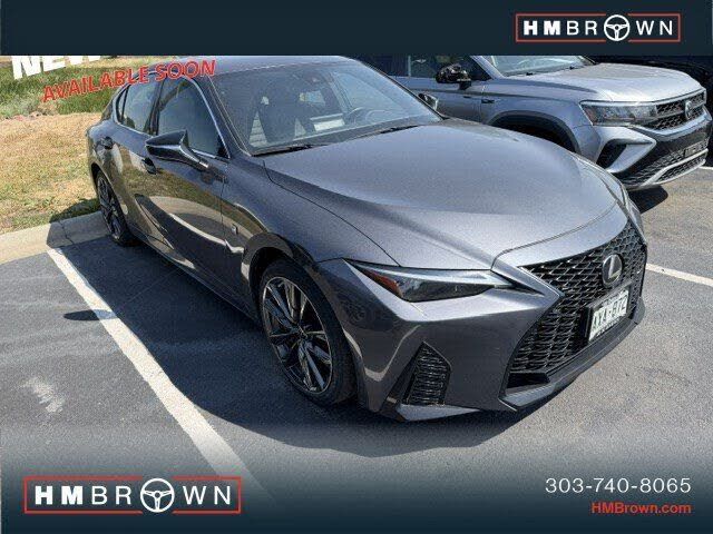 2022 LEXUS IS
