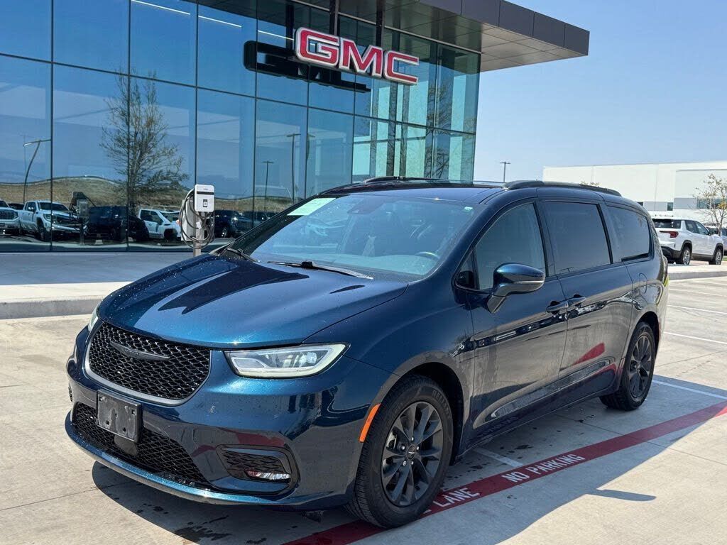 2021 CHRYSLER Pacifica