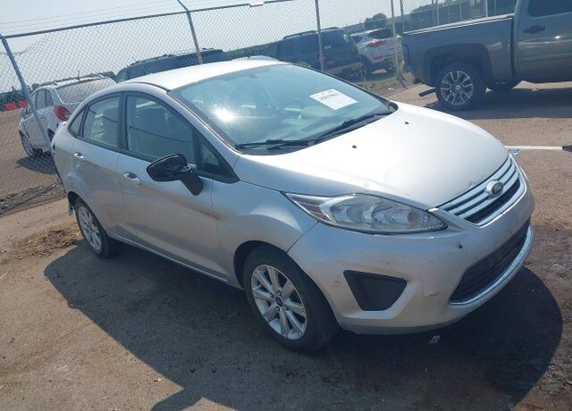 2012 FORD Fiesta