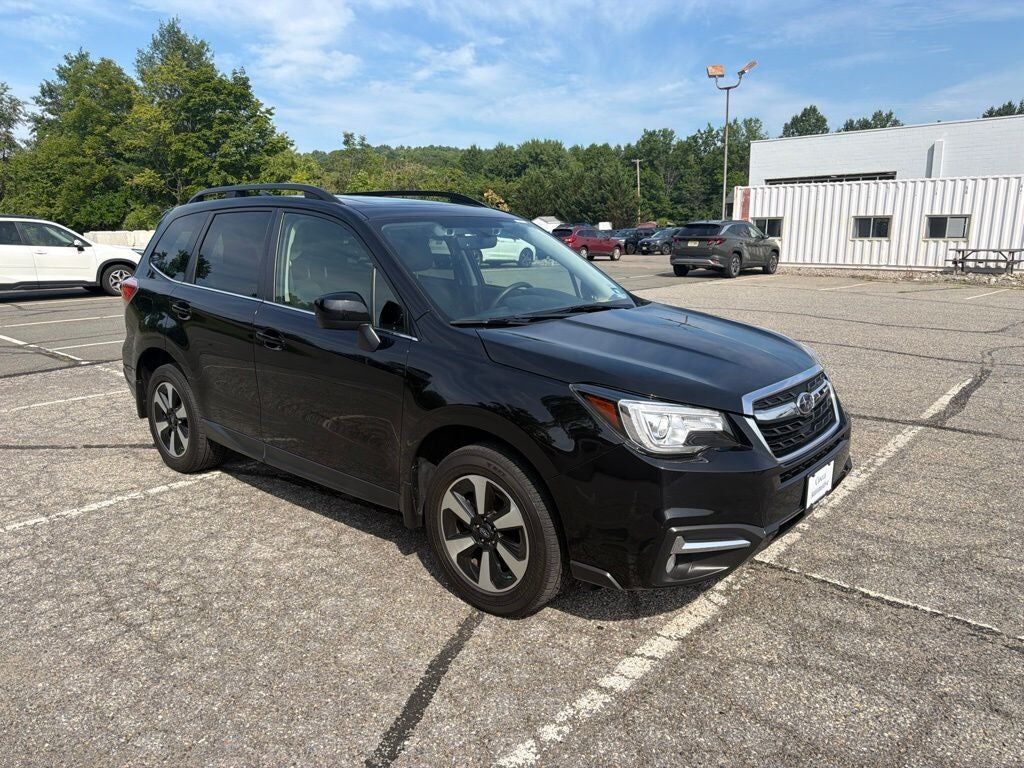 2018 SUBARU Forester