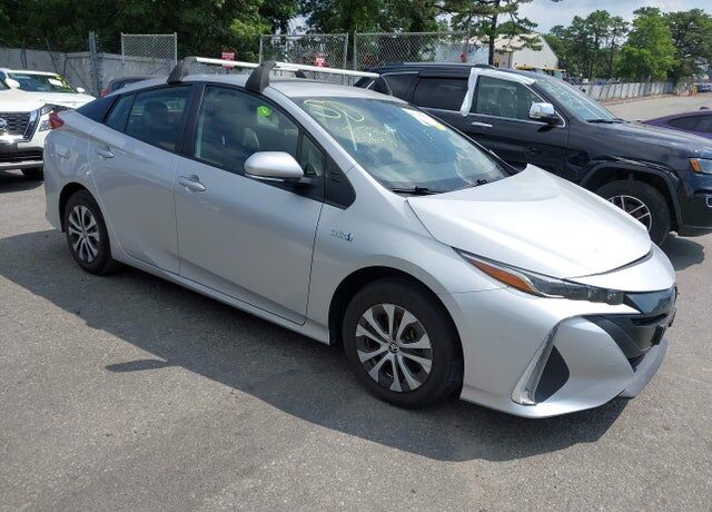 2022 TOYOTA Prius