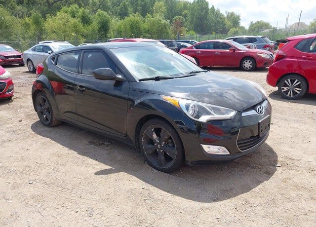 2017 HYUNDAI Veloster