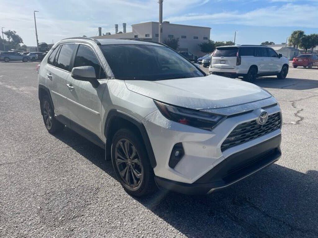 2022 TOYOTA RAV4
