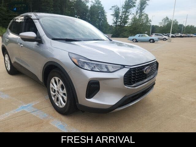 2023 FORD Escape