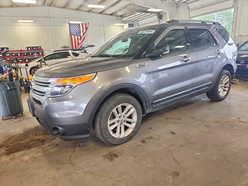 2014 FORD Explorer