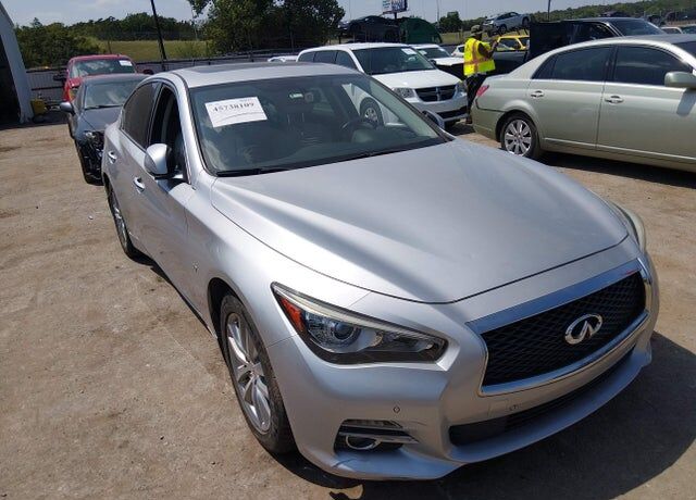2016 INFINITI Q50