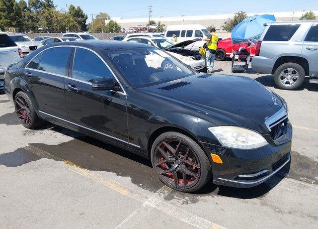 2010 MERCEDES-BENZ S-Class