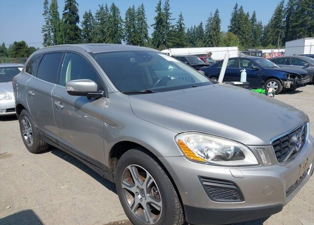 2011 VOLVO XC60