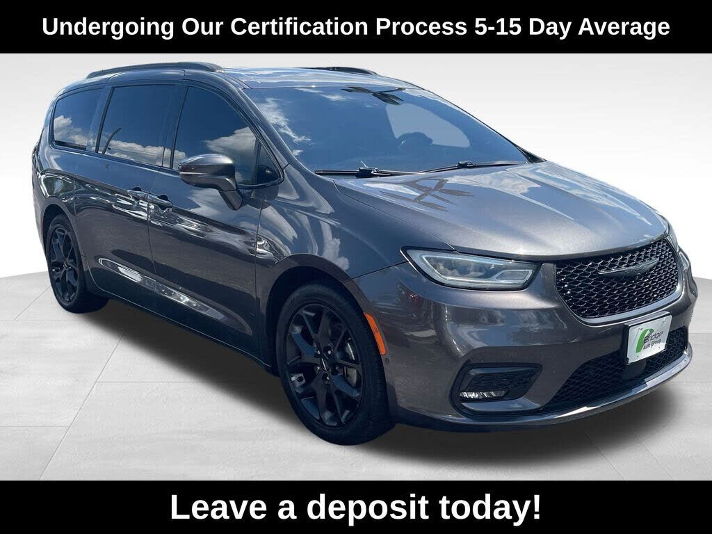 2022 CHRYSLER Pacifica