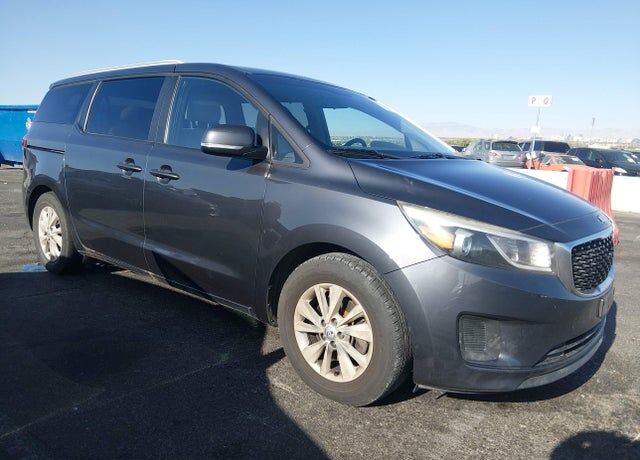 2016 KIA Sedona
