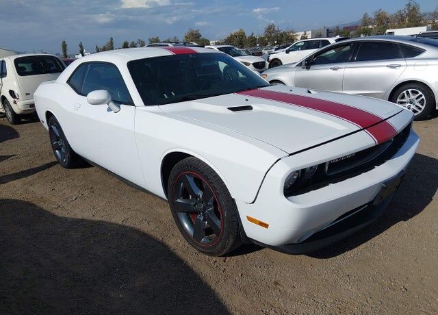 2013 DODGE Challenger