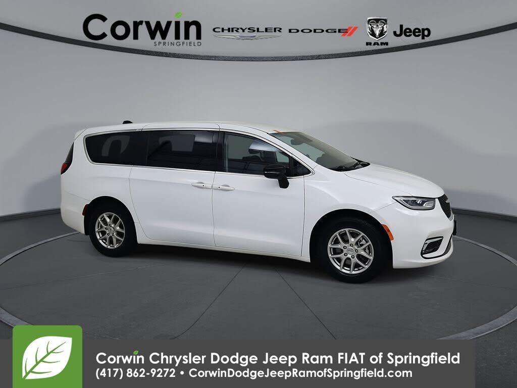 2024 CHRYSLER Pacifica