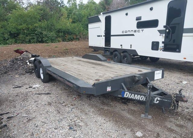 2021 DIAMOND C TRAILER MFG. Diamond C Trailer Mfg.