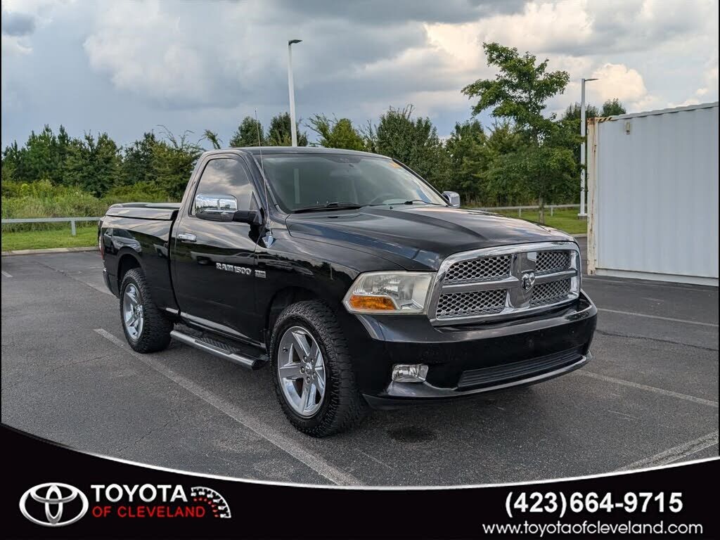 2012 DODGE Ram