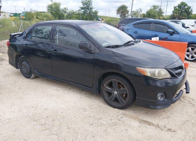 2013 TOYOTA Corolla