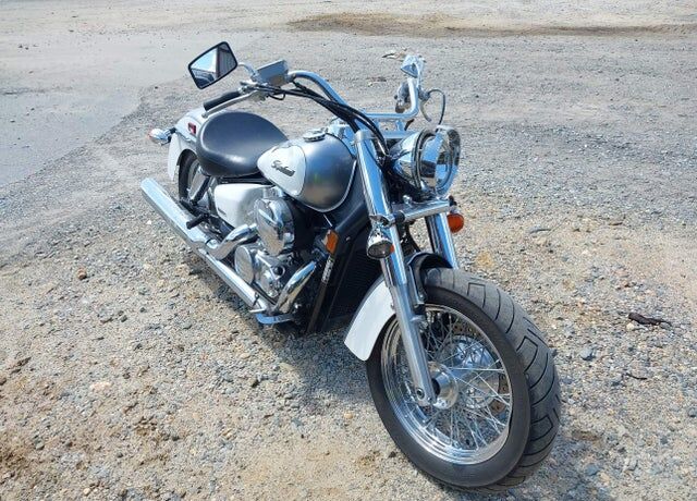 2006 HONDA VT750