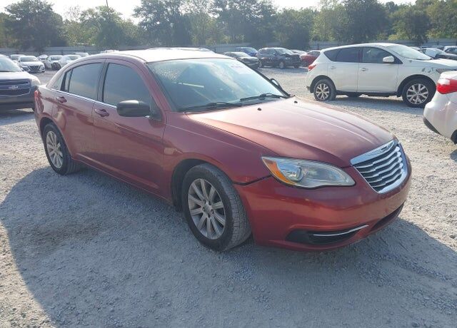 2013 CHRYSLER 200
