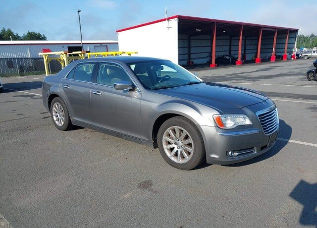 2011 CHRYSLER 300