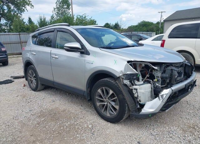 2016 TOYOTA RAV4