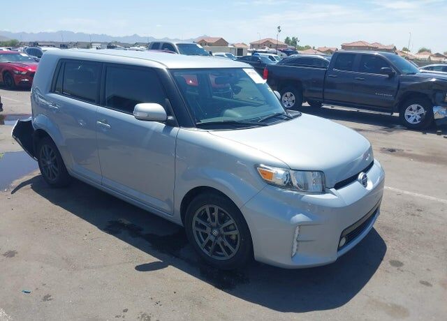 2013 TOYOTA SCION