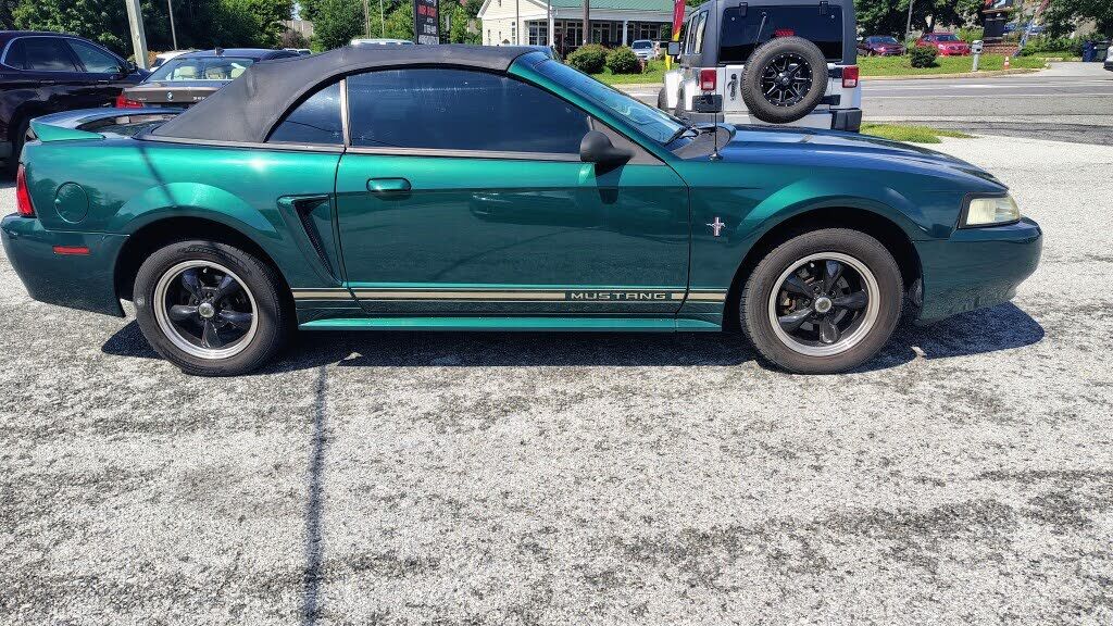 2000 FORD Mustang
