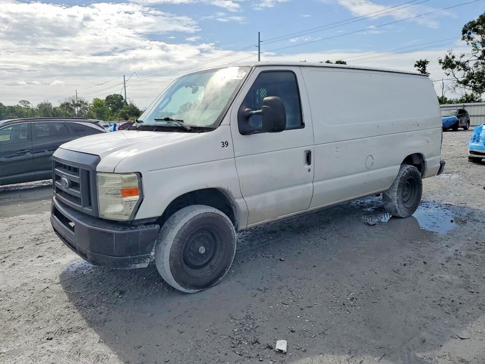 2014 FORD E-250