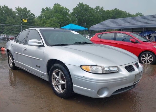 2003 PONTIAC Grand Prix