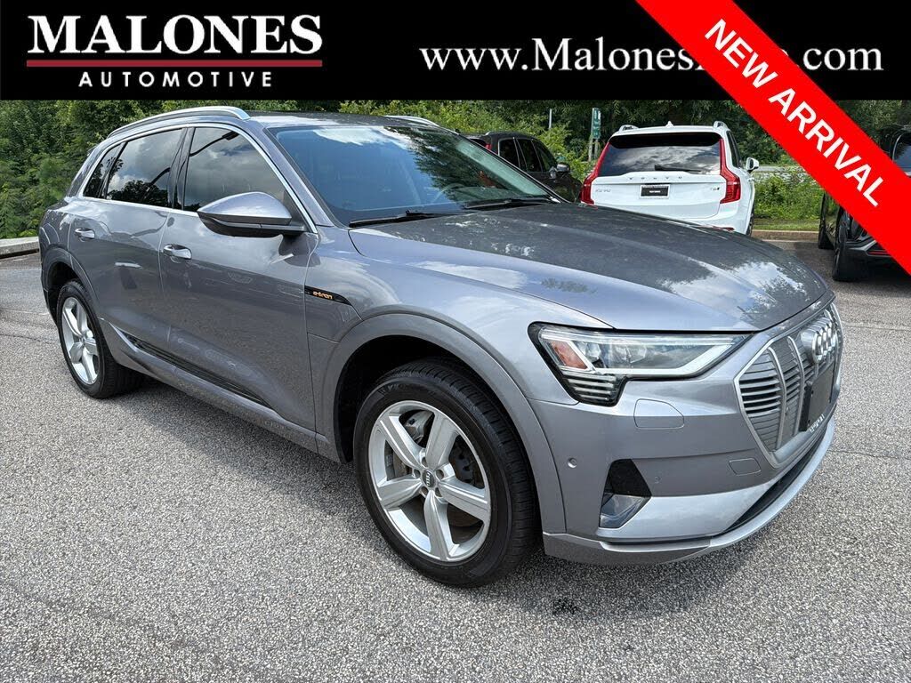 2019 AUDI e-tron