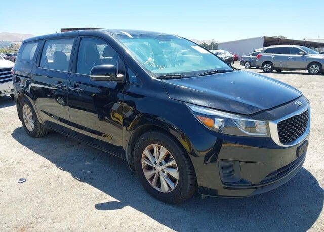 2016 KIA Sedona