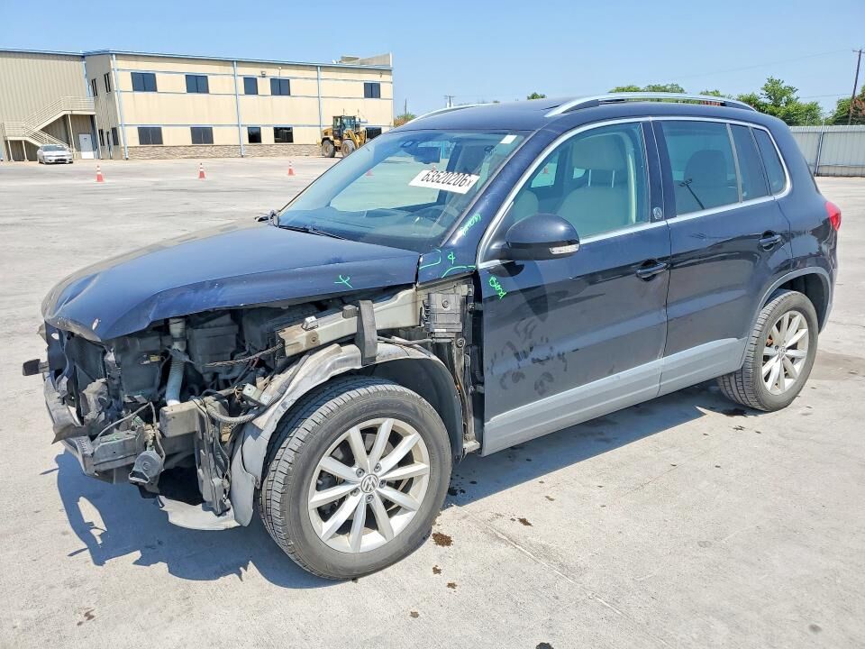 2017 VOLKSWAGEN Tiguan