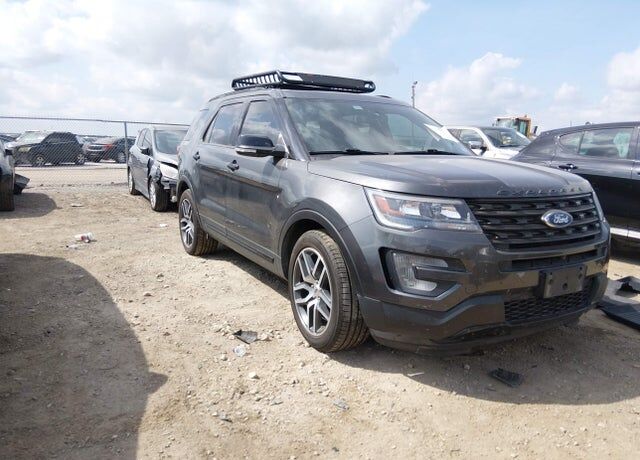 2017 FORD Explorer