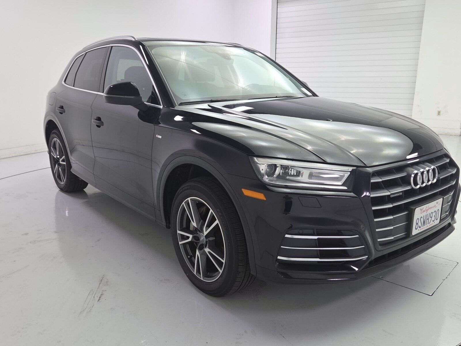 2020 AUDI Q5 e