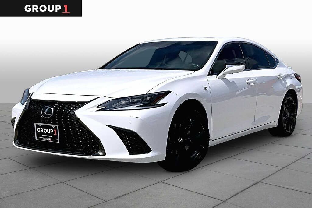 2024 LEXUS ES