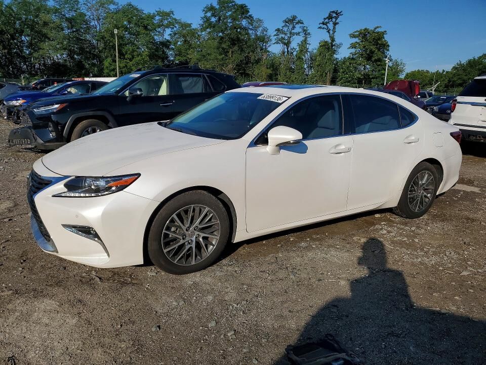 2017 LEXUS ES
