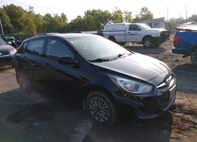 2013 HYUNDAI Accent