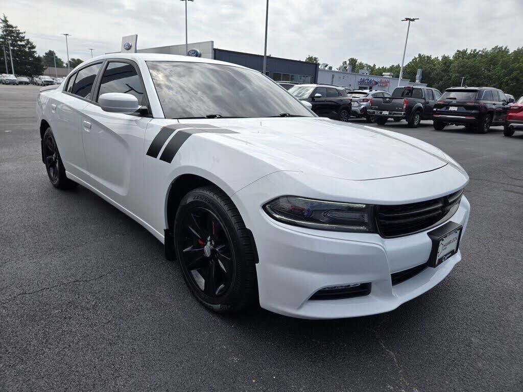 2017 DODGE Charger