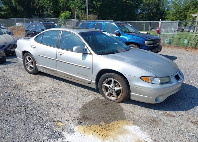 2003 PONTIAC Grand Prix