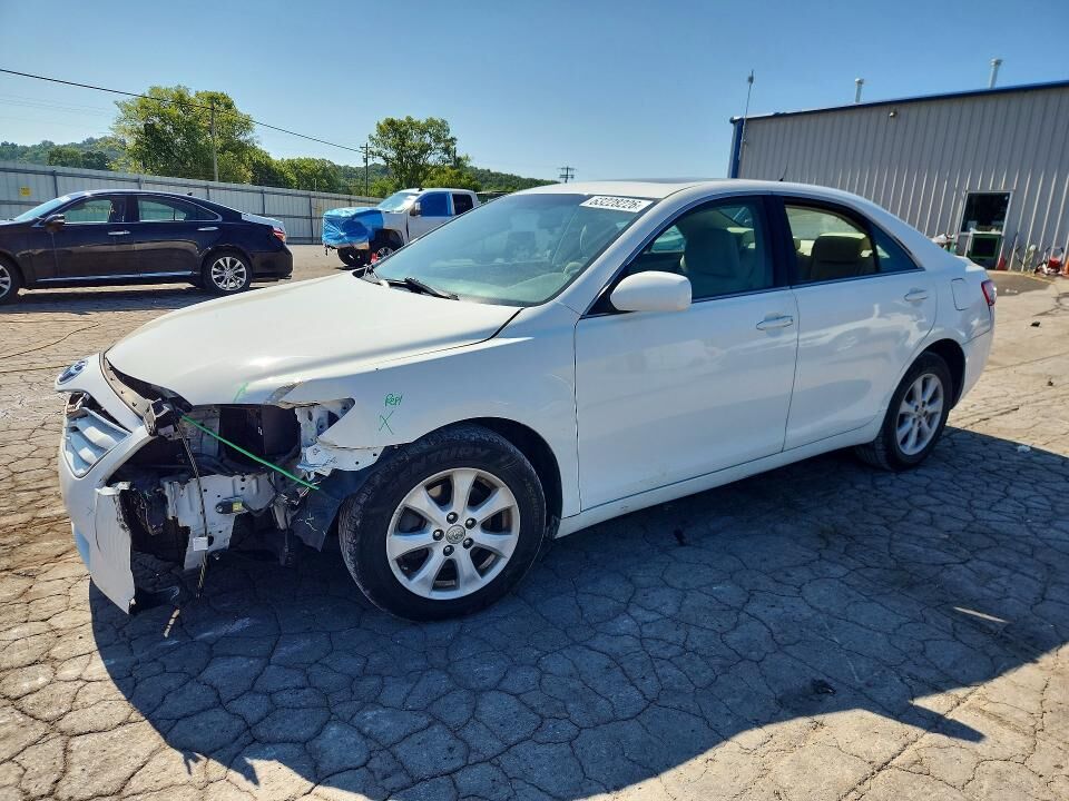 2010 TOYOTA Camry