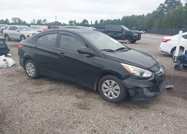 2017 HYUNDAI Accent