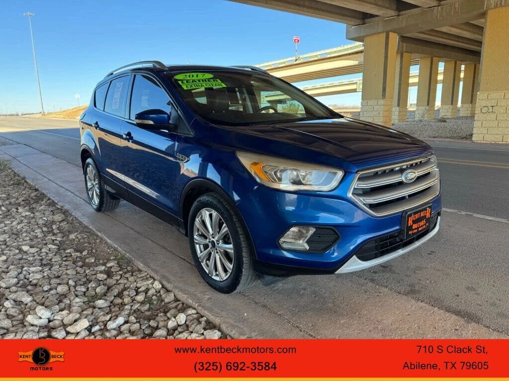 2017 FORD Escape