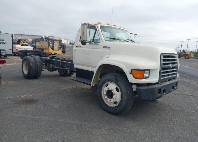 1997 FORD F-700