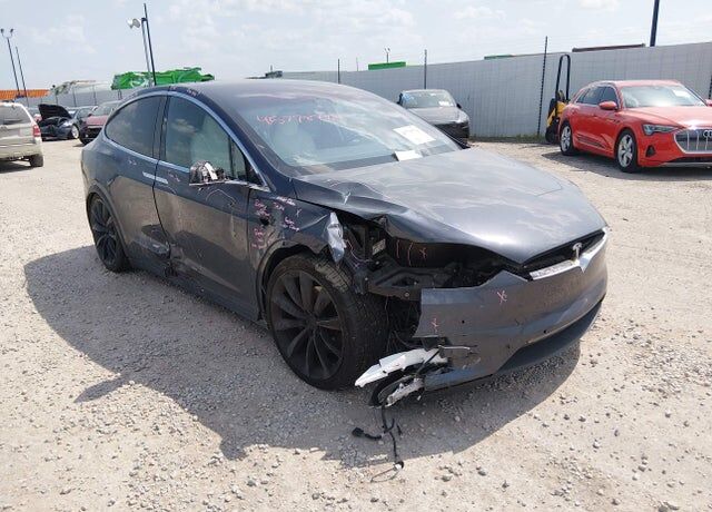 2020 TESLA Model X
