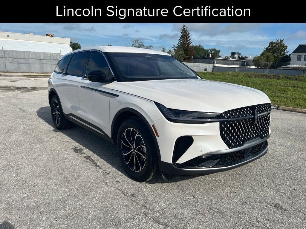 2025 LINCOLN Nautilus