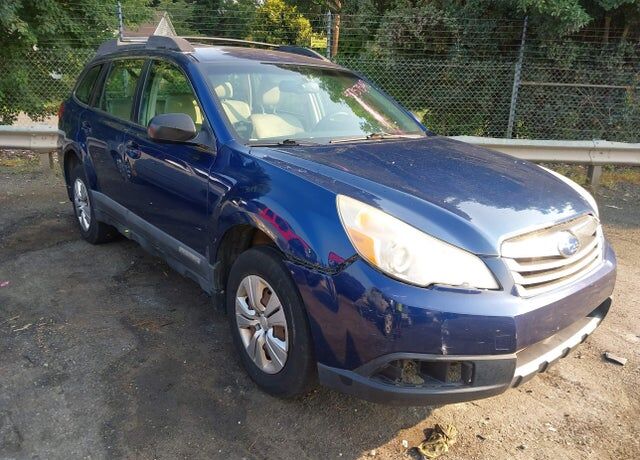 2010 SUBARU Outback