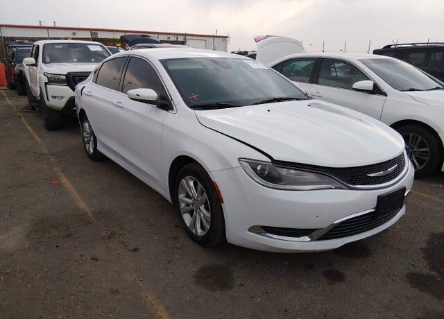 2015 CHRYSLER 200