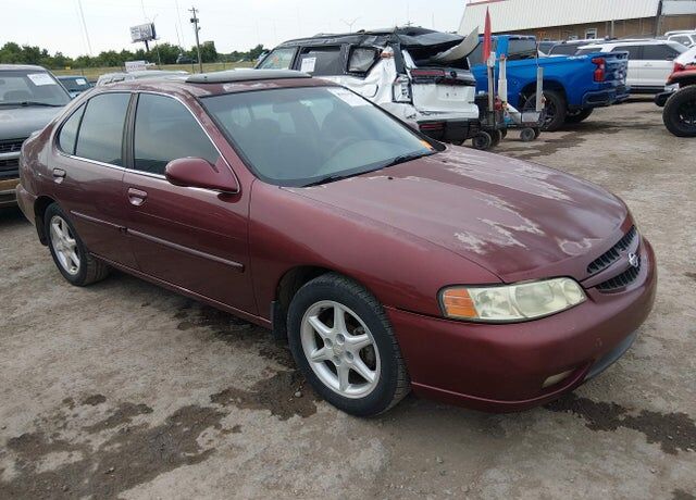 2001 NISSAN Altima